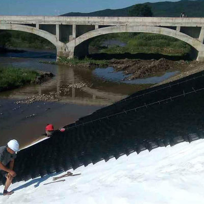 Отельная защита от склонов HDPE Geocell для стабилизации гравия и гравийной сетки подъезда