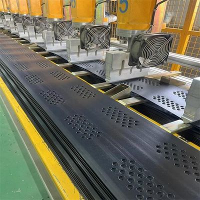 Черные геоцеллы из HDPE - окончательное решение для борьбы с эрозией и стабилизации почвы