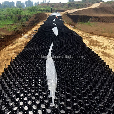 HDPE пластмассовая геоэлементная сетка для стабилизации склона расстояние сварки 330mm-1000mm