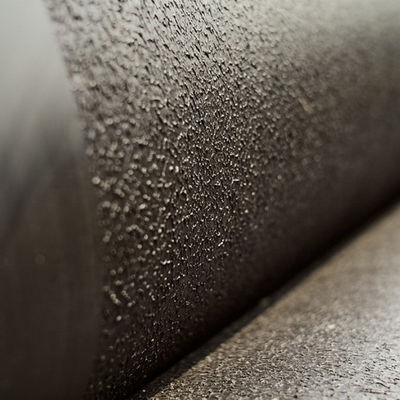Геомембрана HDPE шириной 1-8 м для прудов Koi и водных садов гладкая/конструктивная поверхность