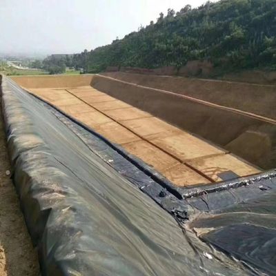 Геомембрана HDPE шириной 1-8 м для выращивания креветок для максимальной защиты и эффективности