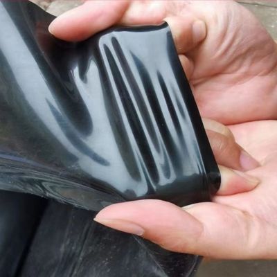0.2mm-2.8mm Предварительно изготовленная геомембрана из HDPE для водоемов, полигонов и склонов шоссе