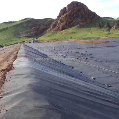 1.5 мм HDPE Geomembrane полигонный линейник с стилем промышленного дизайна и белым цветом