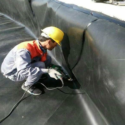 Водонепроницаемая геомембрана из HDPE толщиной 1-2 мм