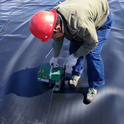 ASTM GRI-GM13 Стандартный геомембранный лист из HDPE для аквакультуры