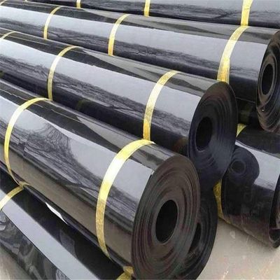 Водонепроницаемая гладкая геомембрана из HDPE для линейки для рыбных прудов в стиле промышленного дизайна