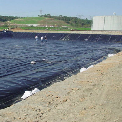 Водонепроницаемая гладкая геомембрана из HDPE для линейки для рыбных прудов в стиле промышленного дизайна