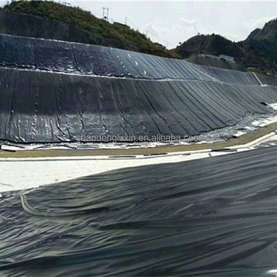 Современная гладкая геомембрана HDPE для рыбных прудов для свалок от 1 до 2 мм Длина 50-200 м